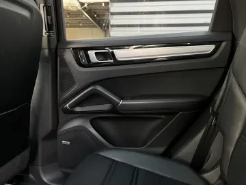 Cayenne E-Hybrid 22