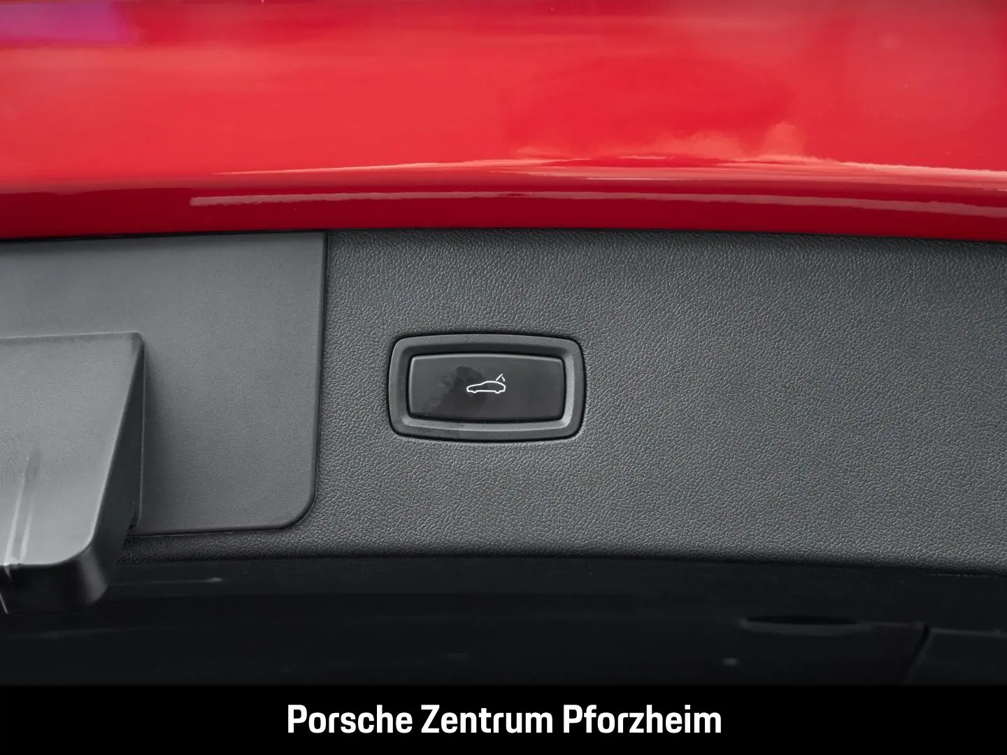 Cayenne E-Hybrid BOSE LED-Matrix Panoramadach
