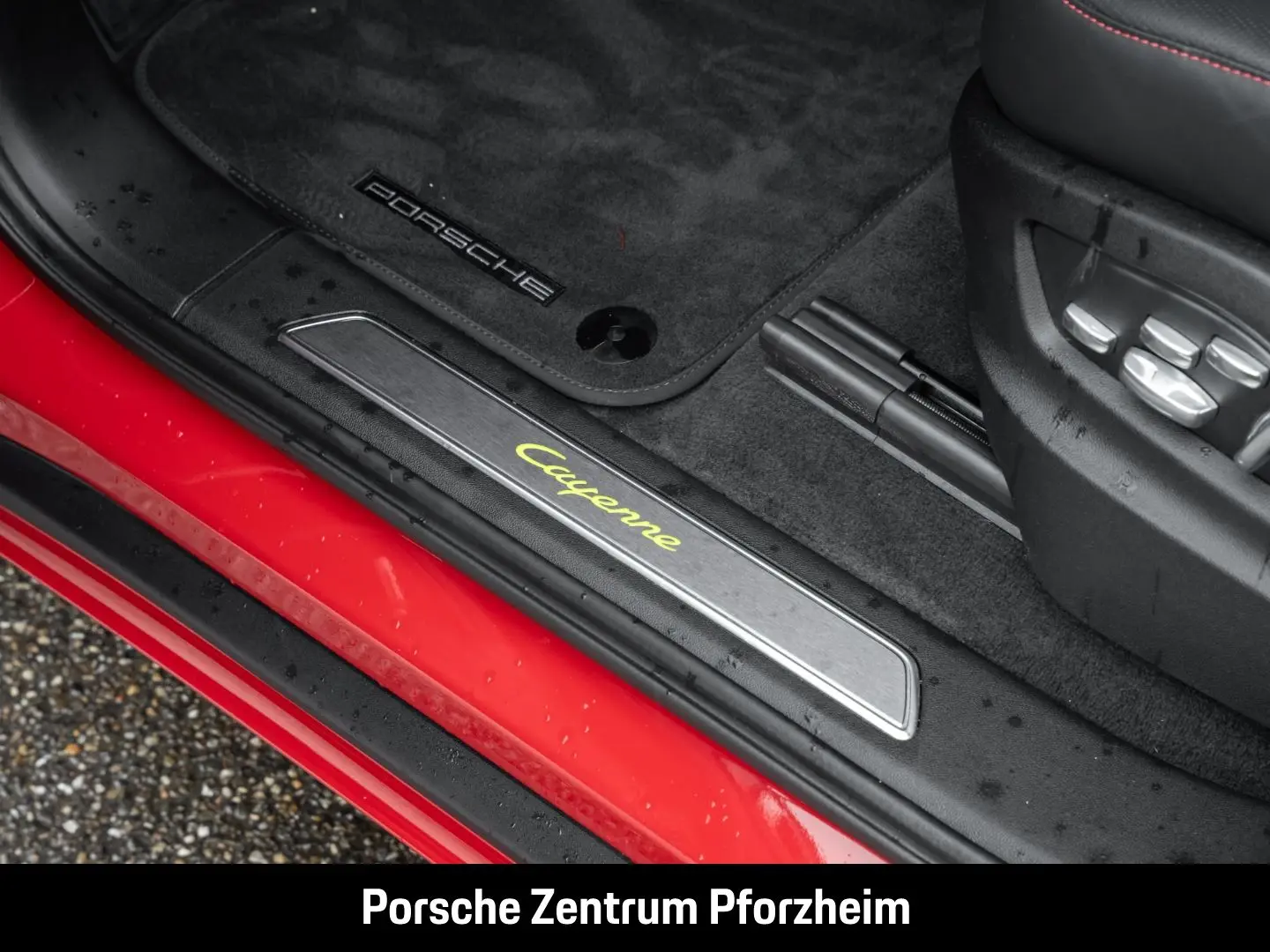 Cayenne E-Hybrid BOSE LED-Matrix Panoramadach