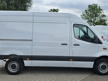 Sprinter 317 Automatik Klima 360°Kamera AHK3,5t