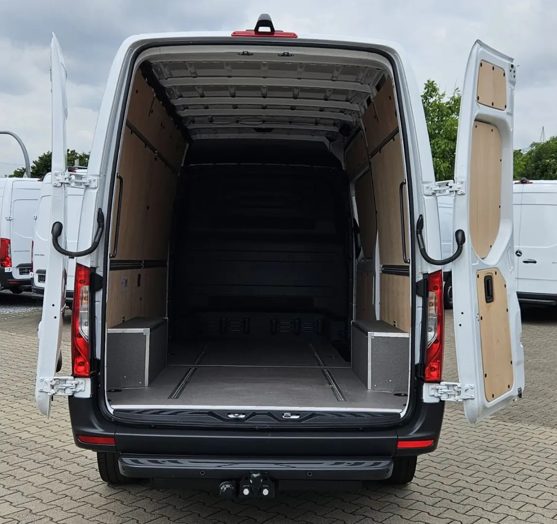 Sprinter 317 Automatik Klima 360°Kamera AHK3,5t