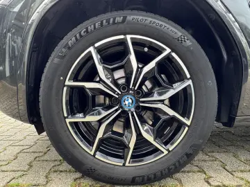 X3 xDrive30e M Sport LASER AHK PANO PA+ E-Sitze
