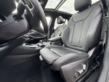 X3 xDrive30e M Sport LASER AHK PANO PA+ E-Sitze
