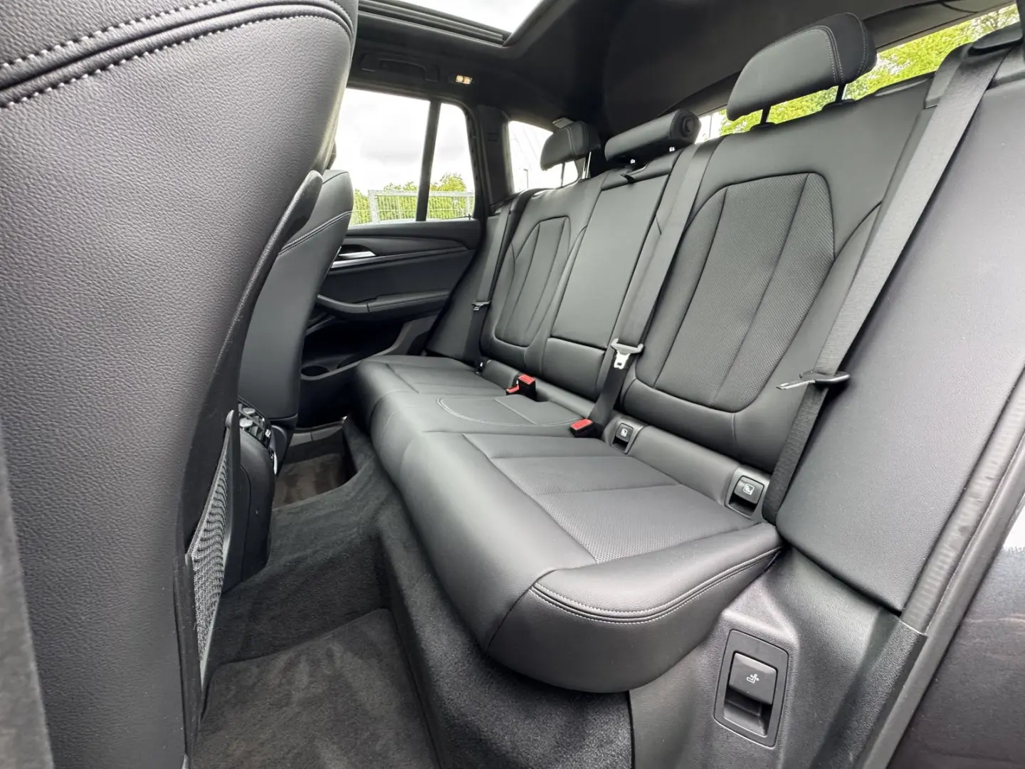 X3 xDrive30e M Sport LASER AHK PANO PA+ E-Sitze
