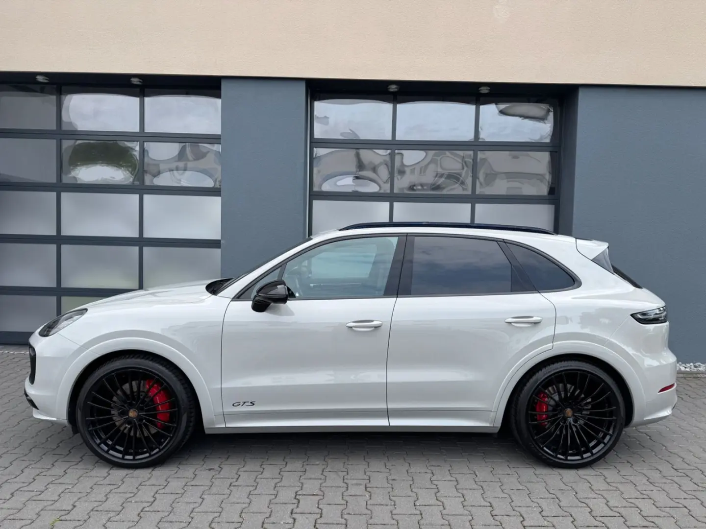 Cayenne GTS Sportdesign Approved-03.26