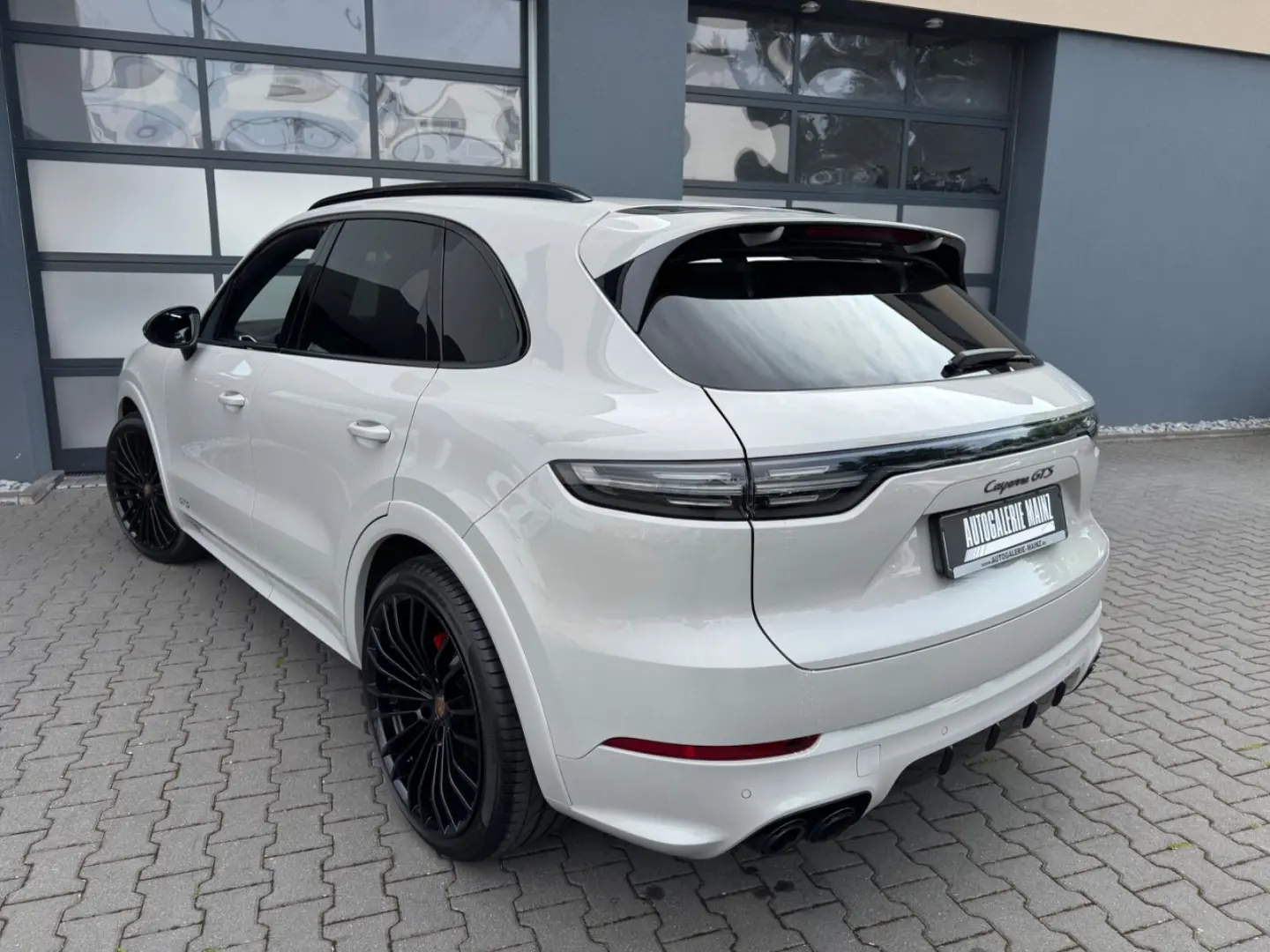 Cayenne GTS Sportdesign Approved-03.26