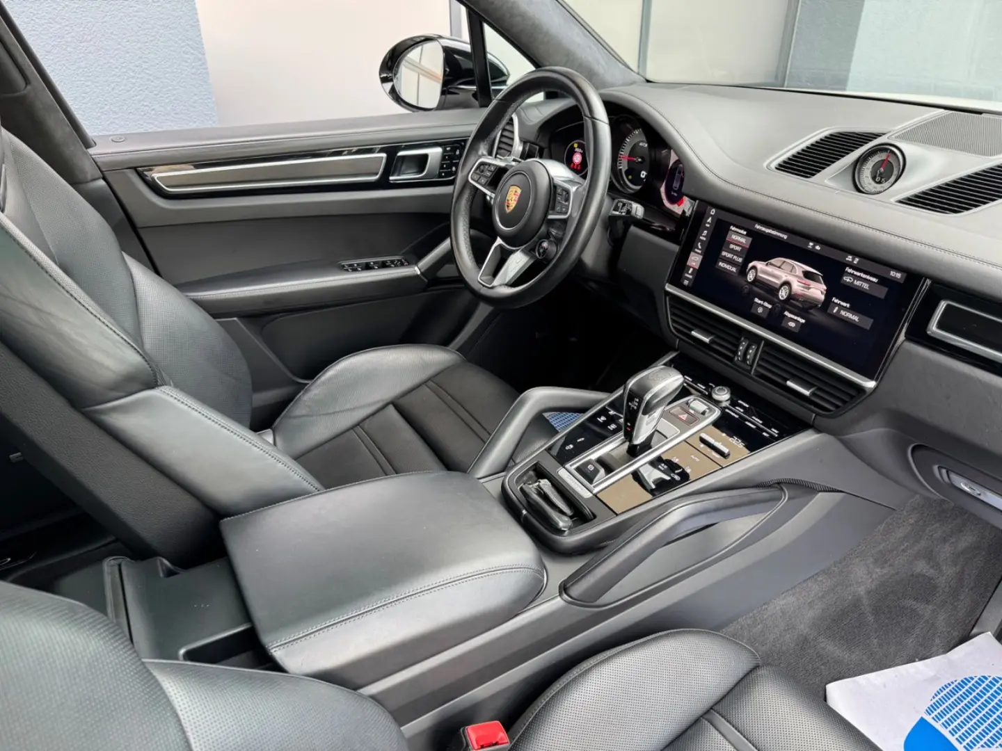 Cayenne GTS Sportdesign Approved-03.26
