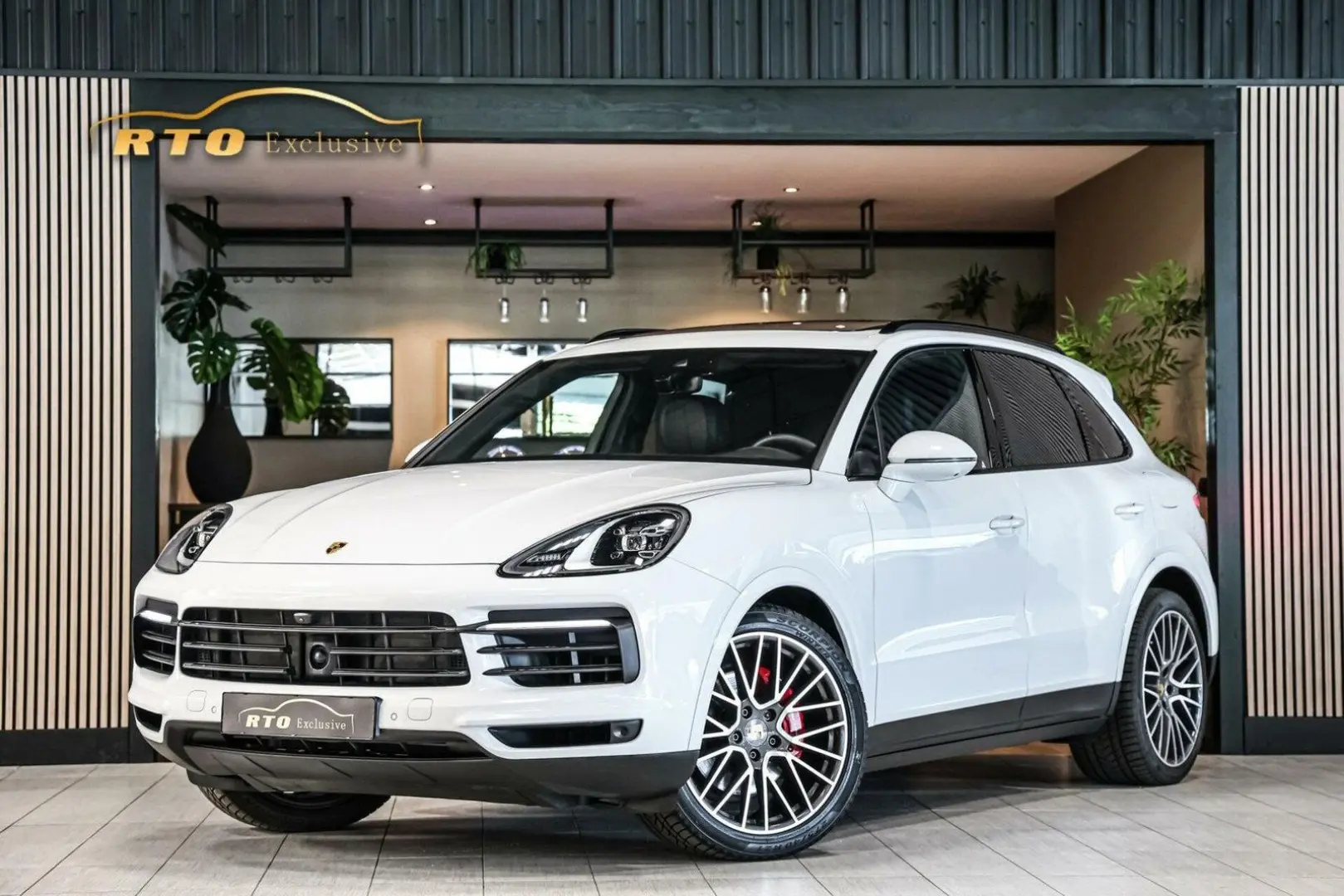 Cayenne 3.0 E-Hybrid Akra.|Inno.|achterasbest.|P