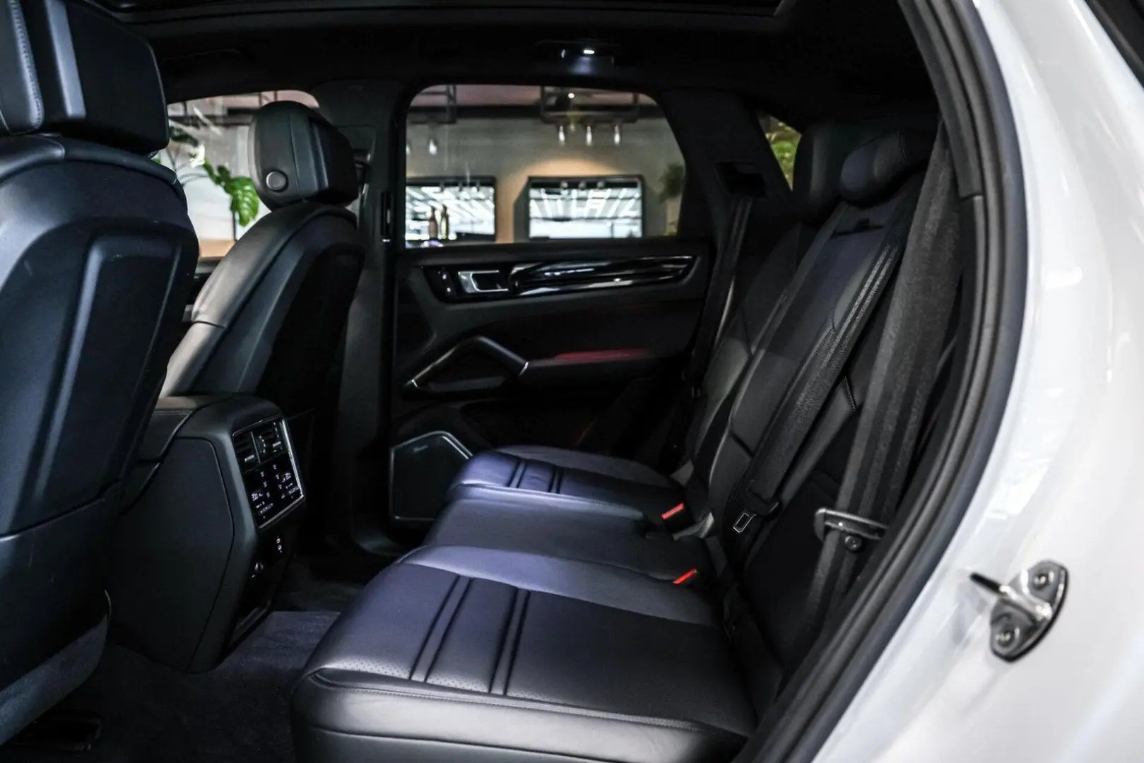 Cayenne 3.0 E-Hybrid Akra.|Inno.|achterasbest.|P