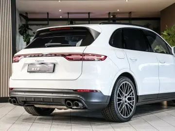 Cayenne 3.0 E-Hybrid Akra.|Inno.|achterasbest.|P