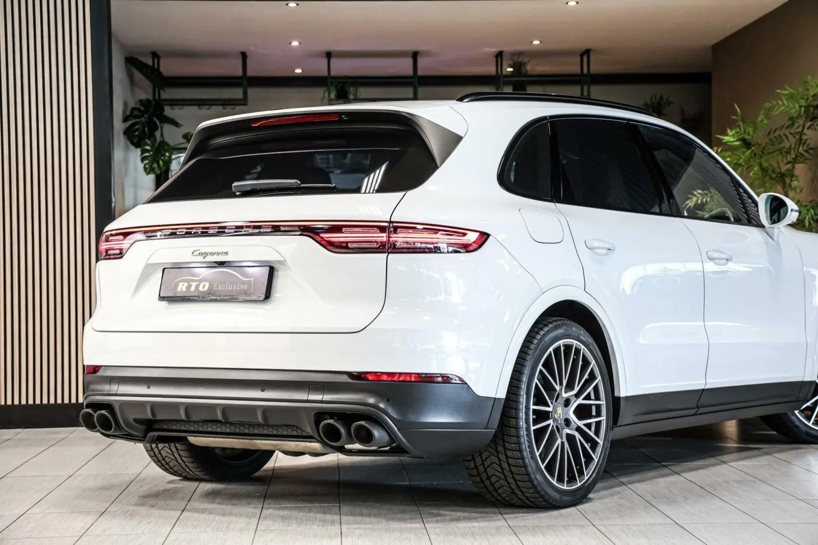 Cayenne 3.0 E-Hybrid Akra.|Inno.|achterasbest.|P