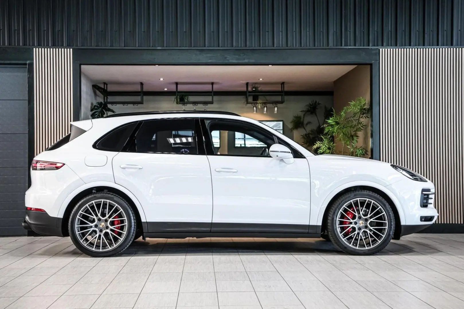 Cayenne 3.0 E-Hybrid Akra.|Inno.|achterasbest.|P