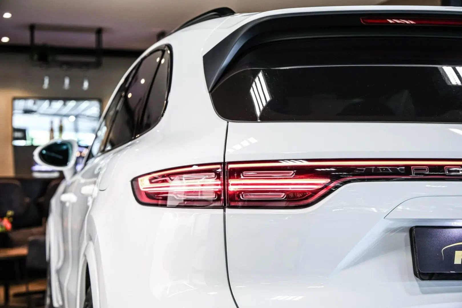 Cayenne 3.0 E-Hybrid Akra.|Inno.|achterasbest.|P