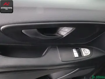 Vito Tourer 116 CDI LANG 9 SITZE KAMERA,NAVI,AHK