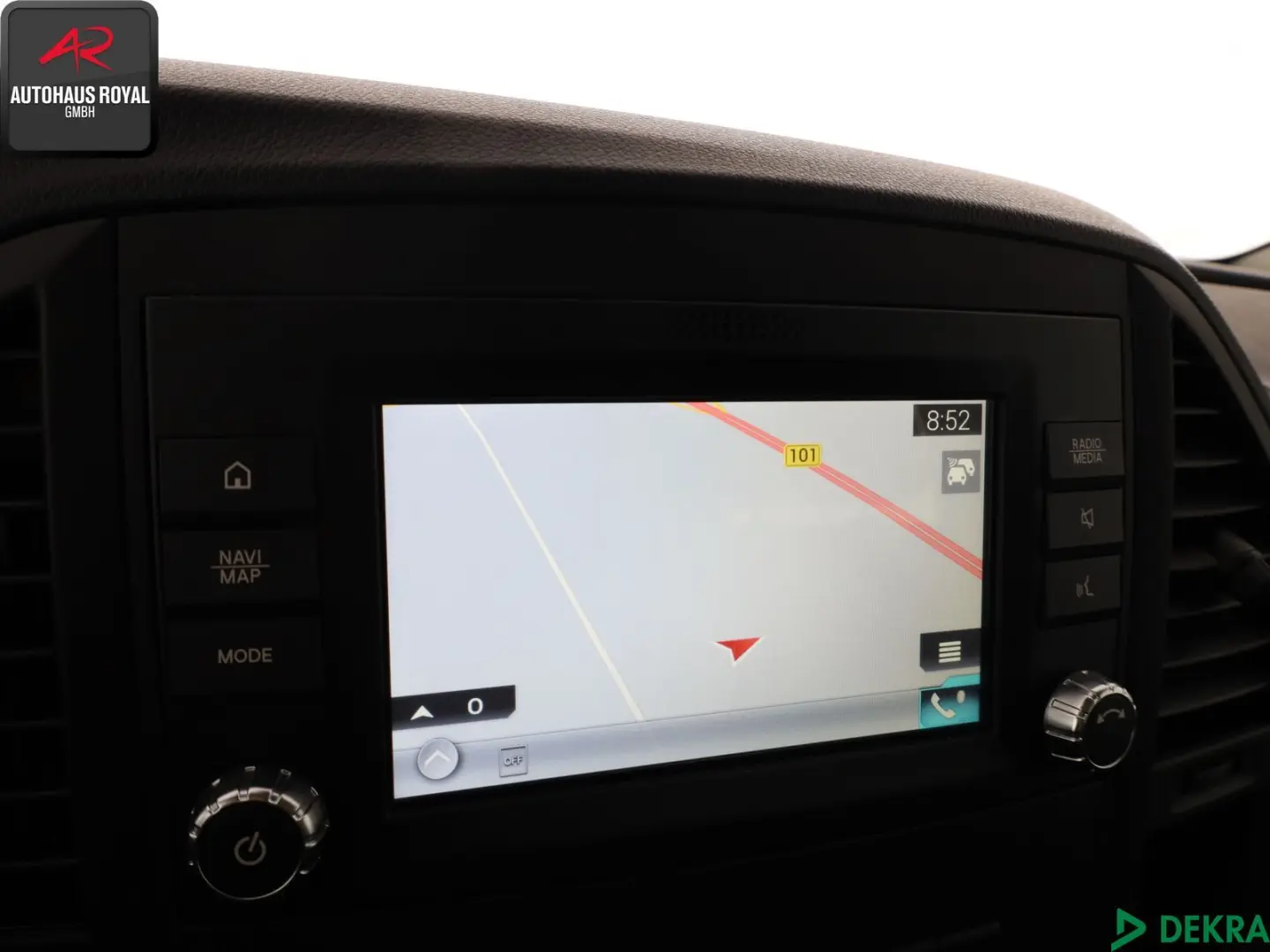 Vito Tourer 116 CDI LANG 9 SITZE KAMERA,NAVI,AHK