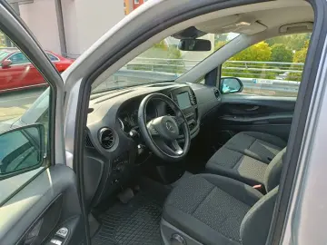 Vito Tourer 116 extralang 9-SITZER/RFK/NAVI/DAB