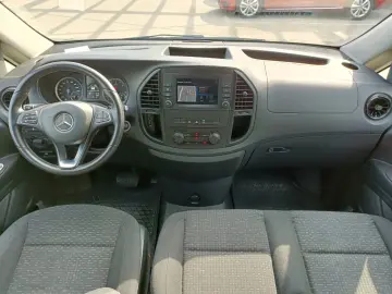 Vito Tourer 116 extralang 9-SITZER/RFK/NAVI/DAB