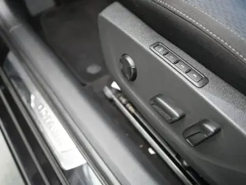 Skoda Octavia TSI First Edition DSG MEMORY SHZ