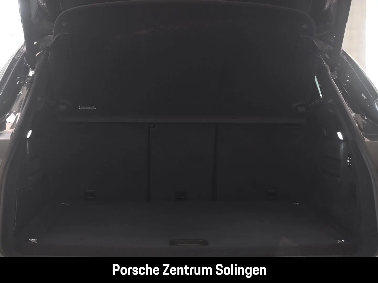 Cayenne E-Hybrid Coupe HD-Matrix Massage Nachtsi