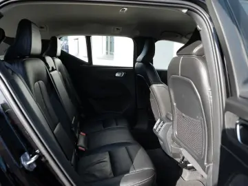XC40 B4 AWD Inscription KAMERA NAVI W-LAN LED