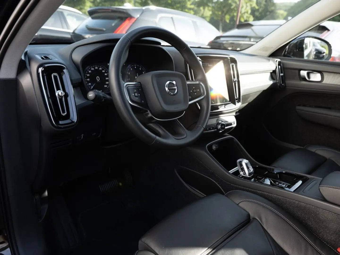 XC40 B4 AWD Inscription KAMERA NAVI W-LAN LED