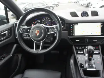 Coupe E-Hybrid*ACC*CHRONO*LUFT* approved12/26