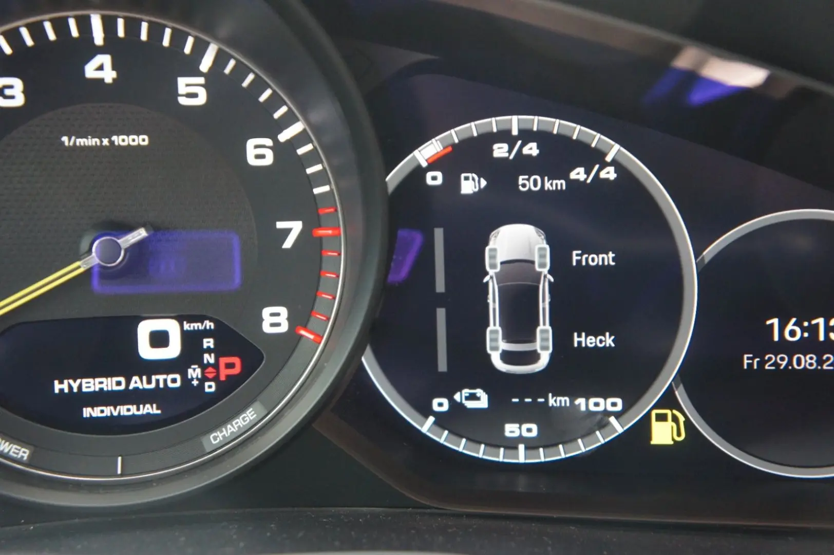 Coupe E-Hybrid*ACC*CHRONO*LUFT* approved12/26