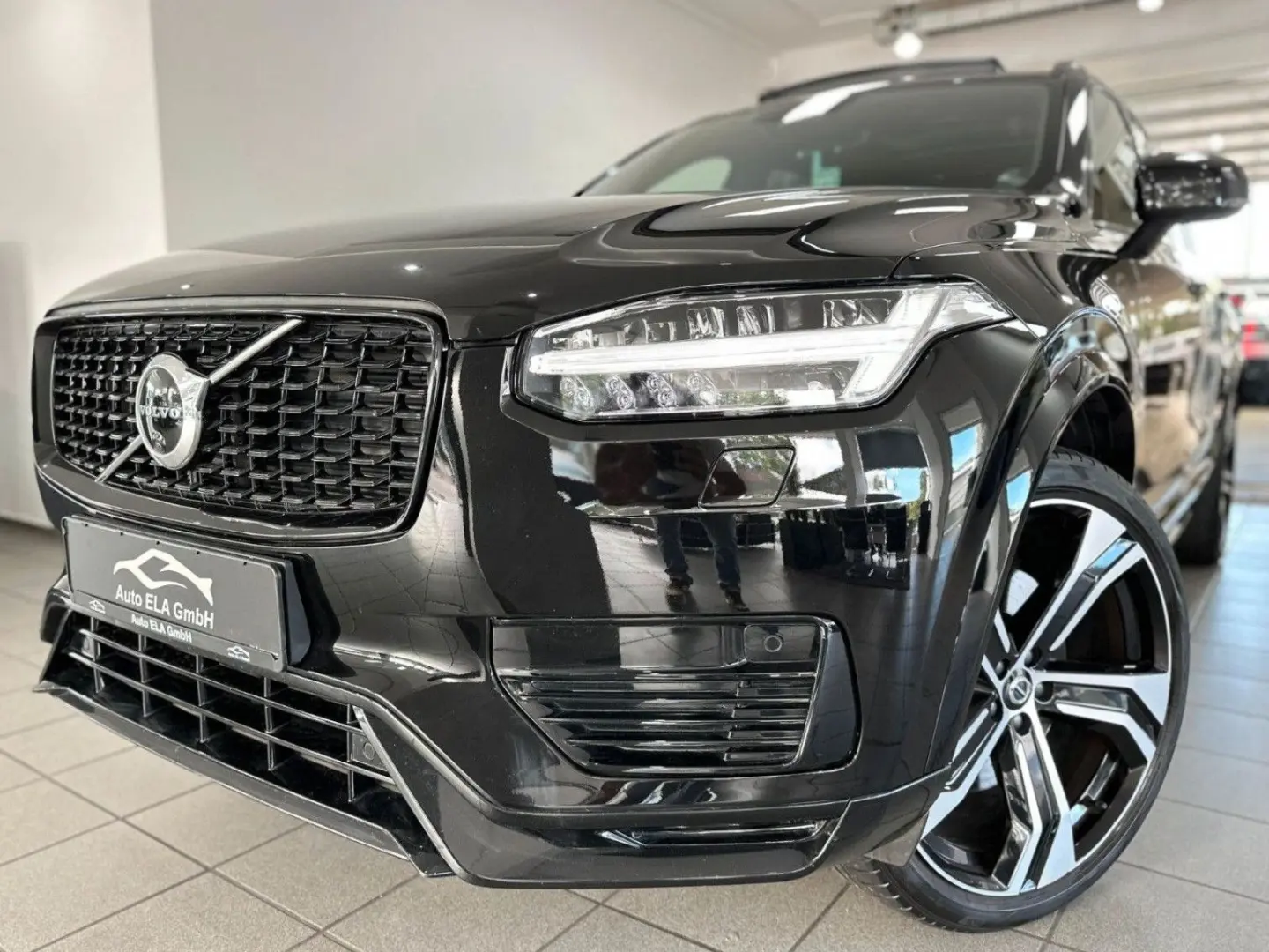 XC90 T8 R Design Recharge Plug-In 7 Sitze/Bowers/AirSusp