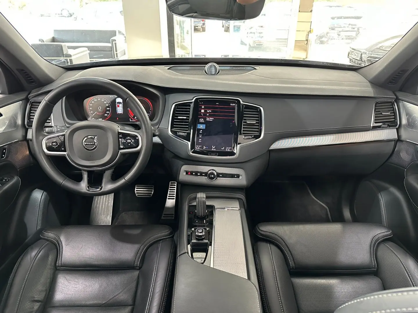 XC90 T8 R Design Recharge Plug-In 7 Sitze/Bowers/AirSusp