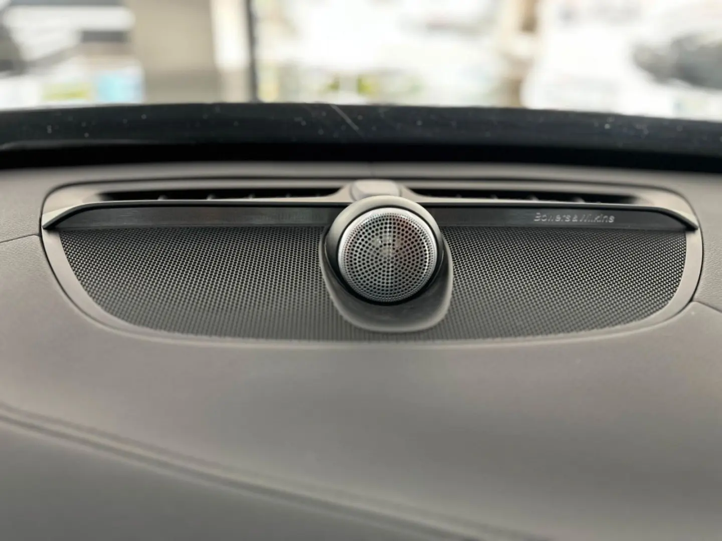 XC90 T8 R Design Recharge Plug-In 7 Sitze/Bowers/AirSusp