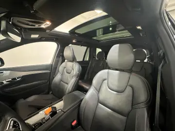 XC90 T8 R Design Recharge Plug-In 7 Sitze/Bowers/AirSusp