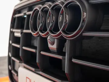 AUDI Q8 55TFSI MHEV
