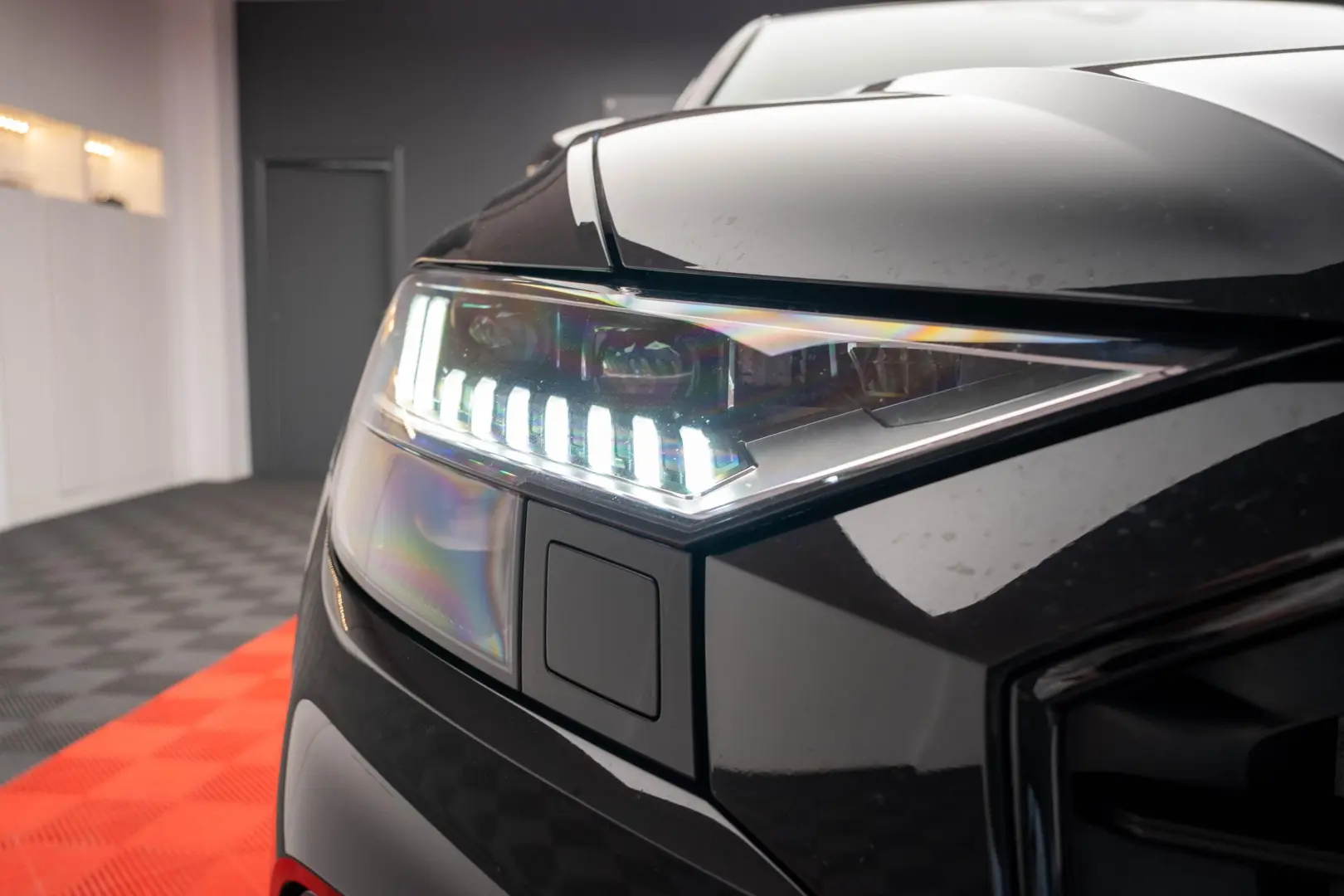 AUDI Q8 55TFSI MHEV