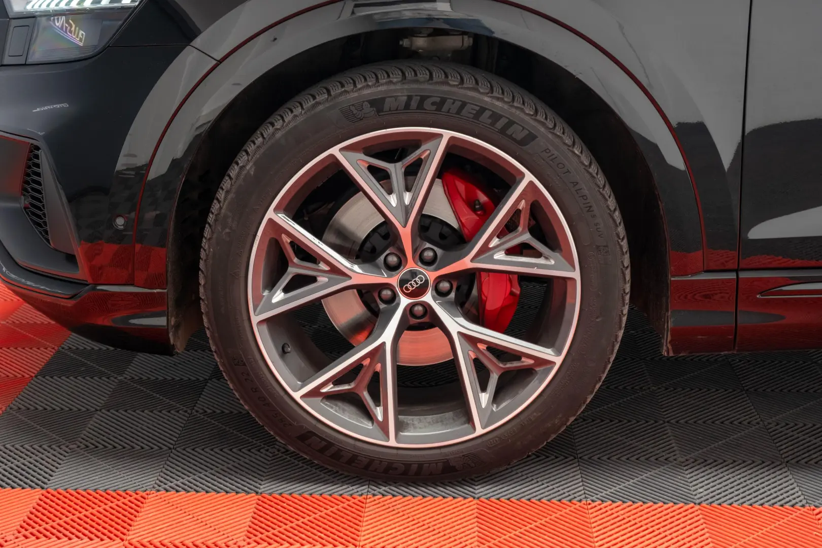 AUDI Q8 55TFSI MHEV