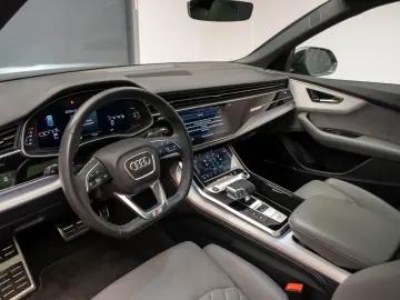 AUDI Q8 55TFSI MHEV