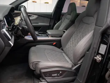 AUDI Q8 55TFSI MHEV