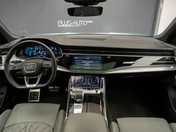 AUDI Q8 55TFSI MHEV