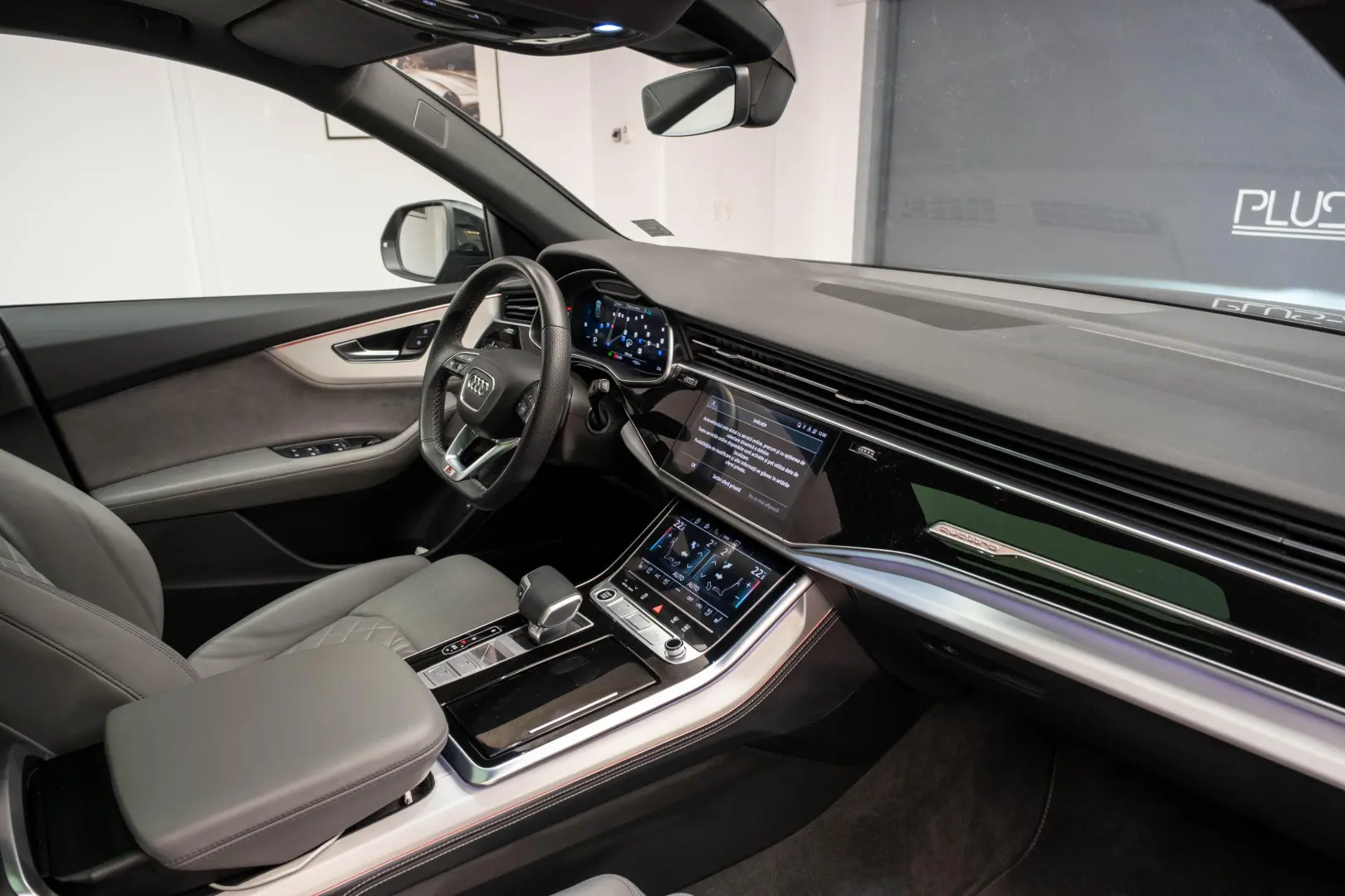 AUDI Q8 55TFSI MHEV