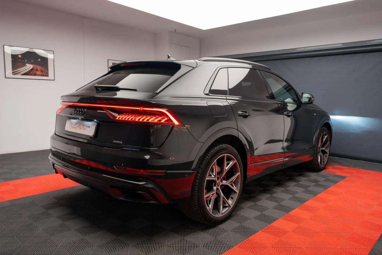 AUDI Q8 55TFSI MHEV