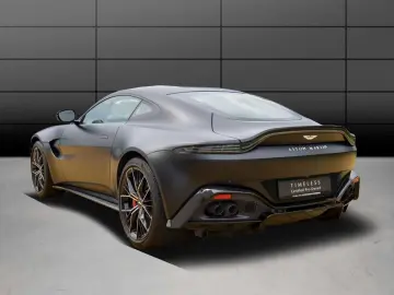 V8 Vantage