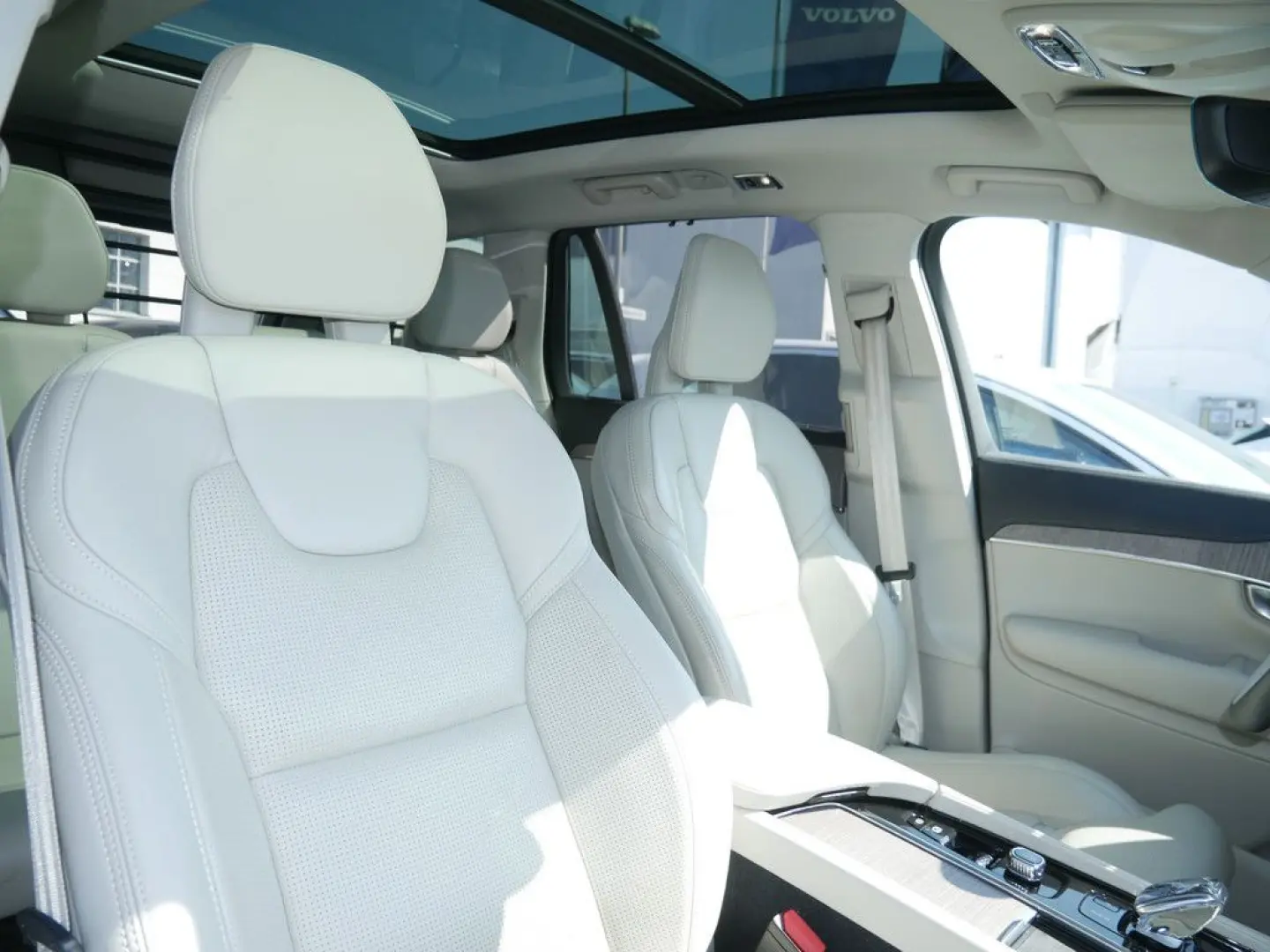 XC90 D5 Inscription AWD ACC HUD LED PANO 360°
