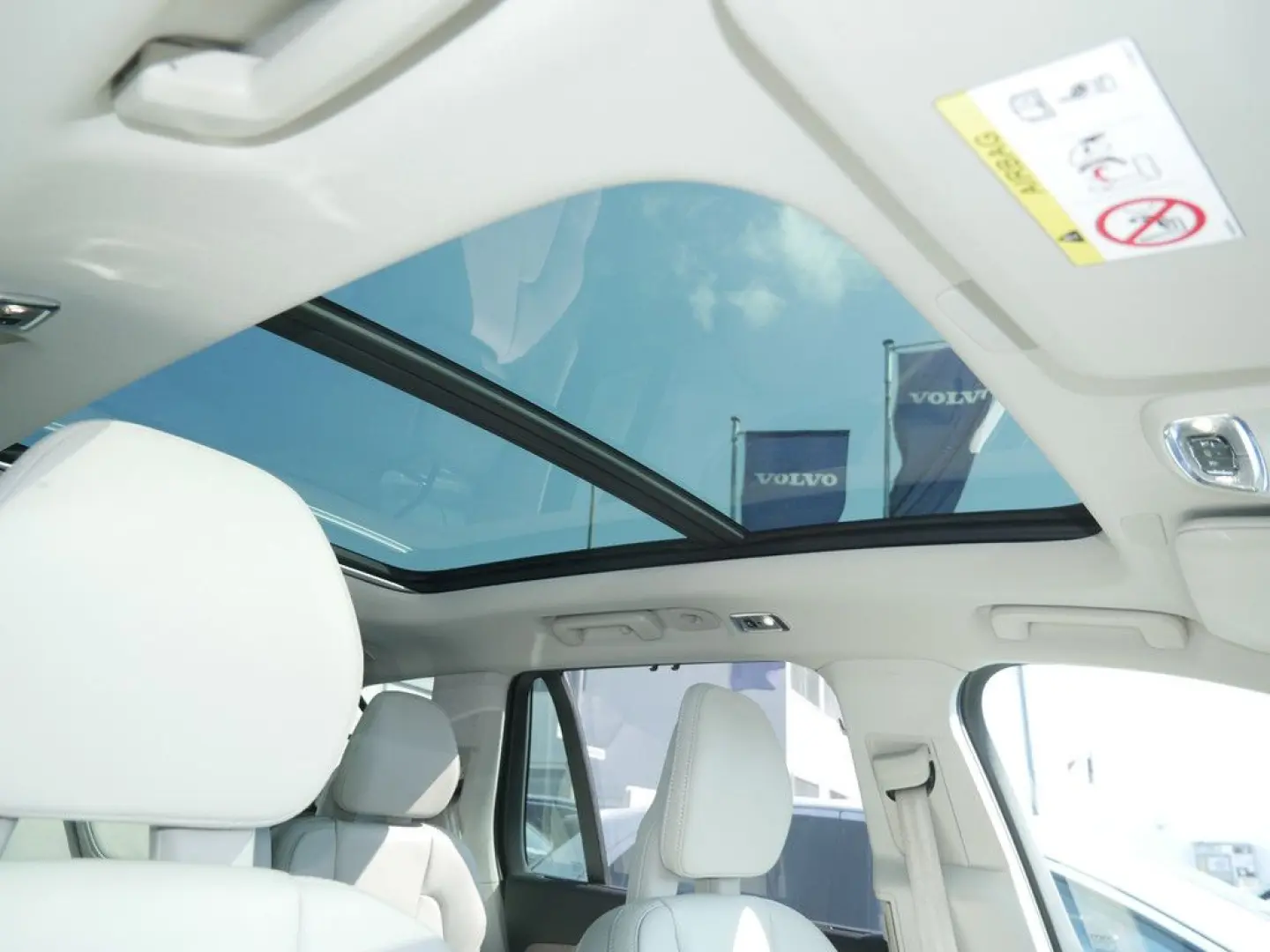 XC90 D5 Inscription AWD ACC HUD LED PANO 360°