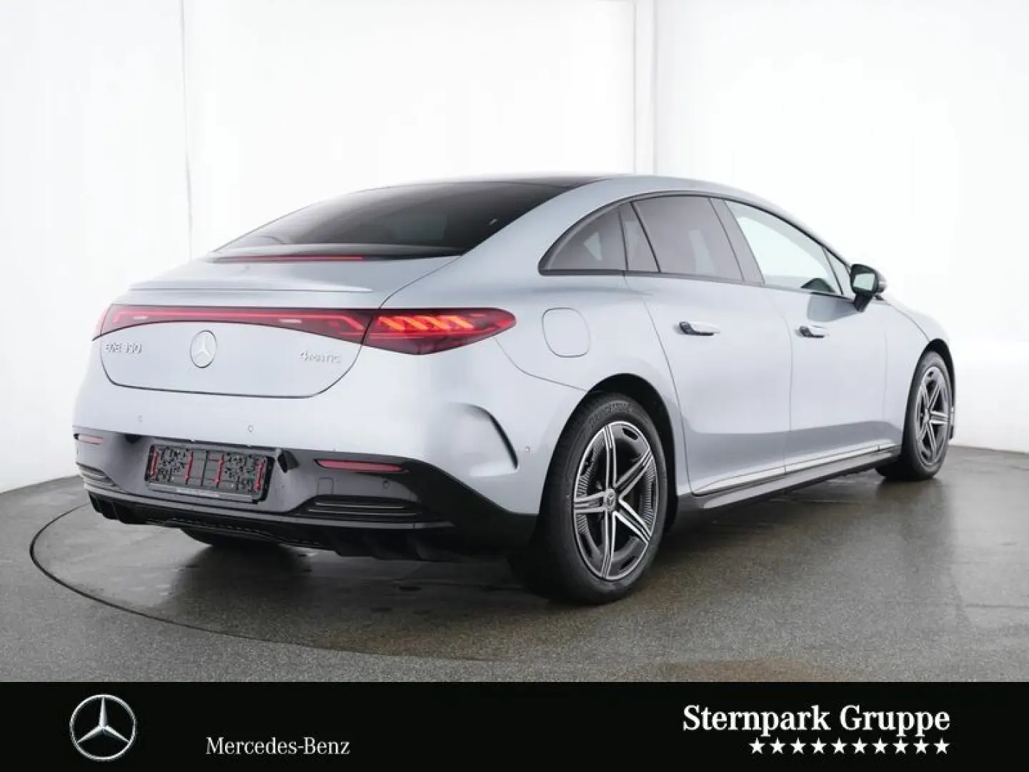 EQE 350 4M AMG PremiumPl,Pano,HUD,Night,360°Kam