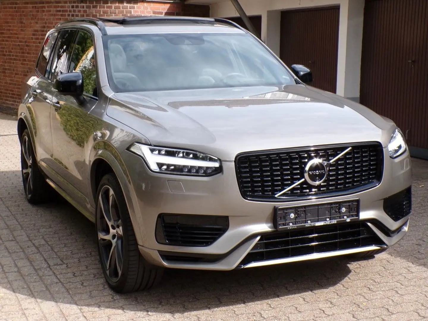 XC90 T8