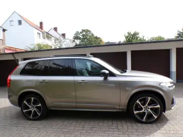 XC90 T8