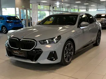 520 d M Sport Pro Iconic Glow H&K HUD 360° Profe