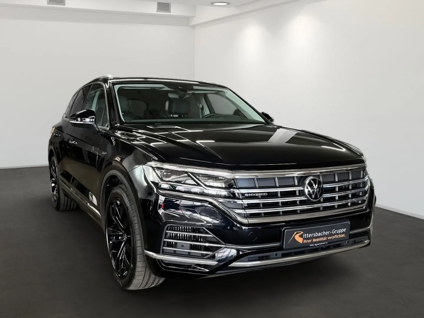 Touareg Elegance 4M TSI eHybrid PANO AHK RFK IQ.