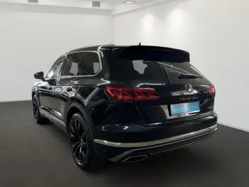Touareg Elegance 4M TSI eHybrid PANO AHK RFK IQ.