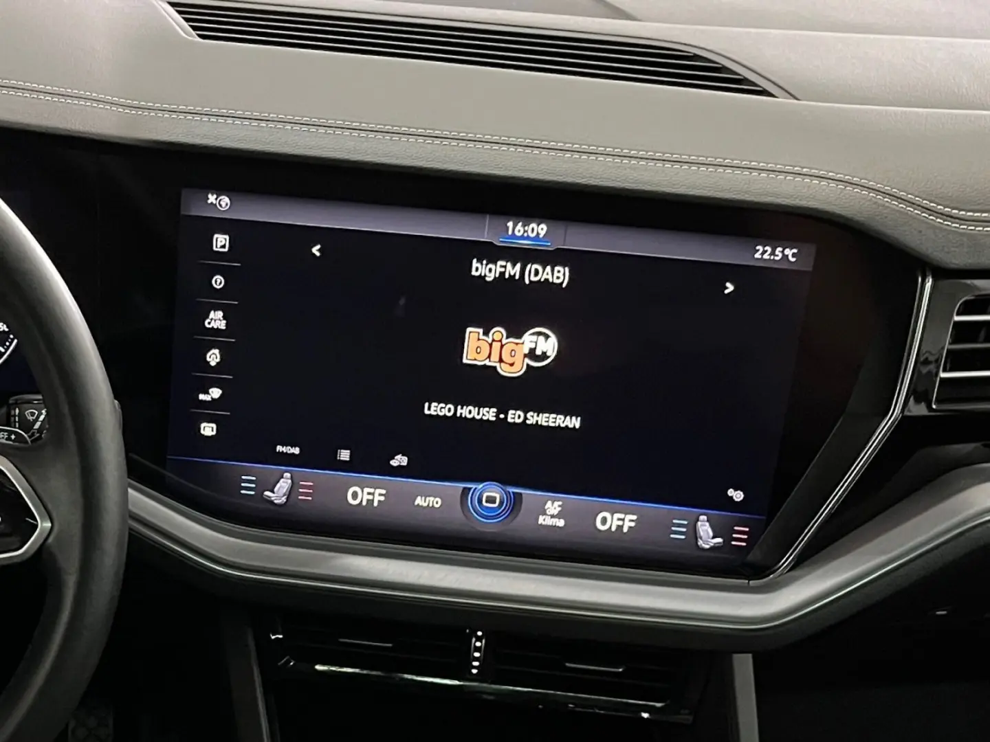 Touareg Elegance 4M TSI eHybrid PANO AHK RFK IQ.