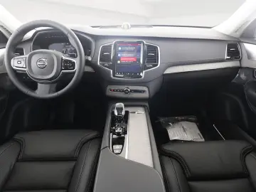 XC90 Ultra Dark Plug-In Hybrid AWD T8 Twin Engin